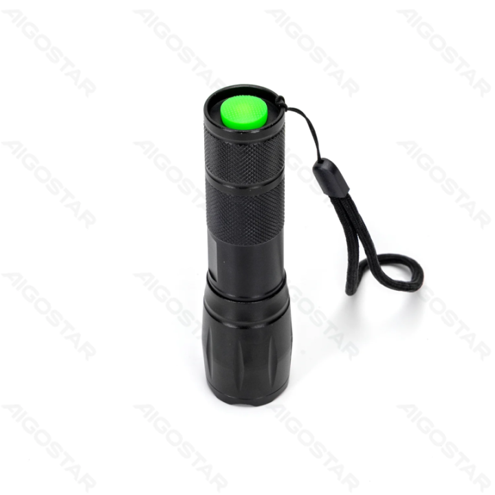 Torch Adjustable Focus 3AAA batteries
