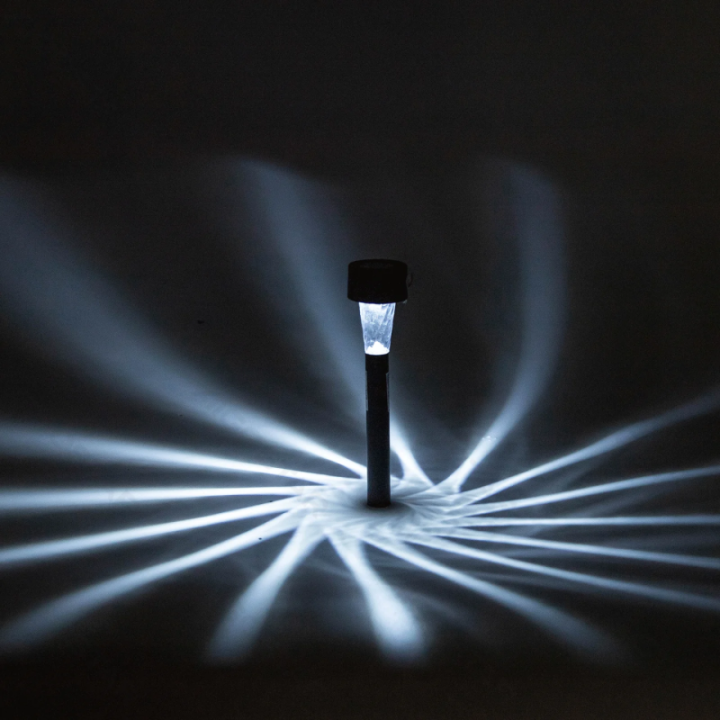 LED Solar Ambient Lawn Light Plastic Oblique Thread 6500K