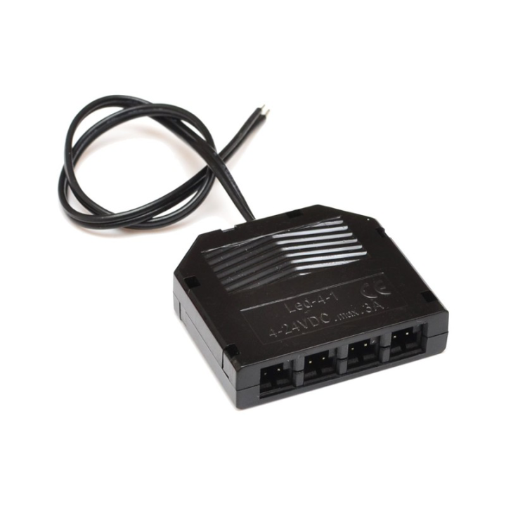 Mini amp splitter 4 ports
