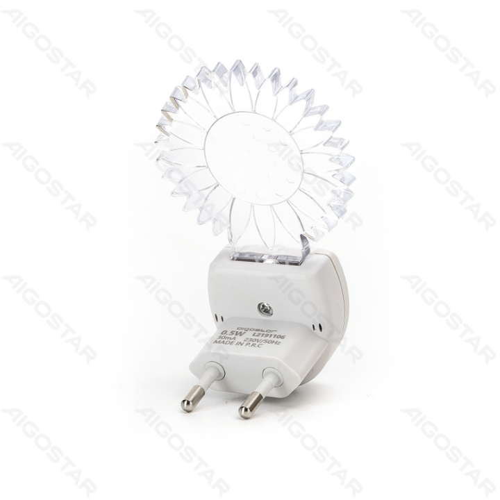 LED Sensorinis naktinis šviestuvas RGB