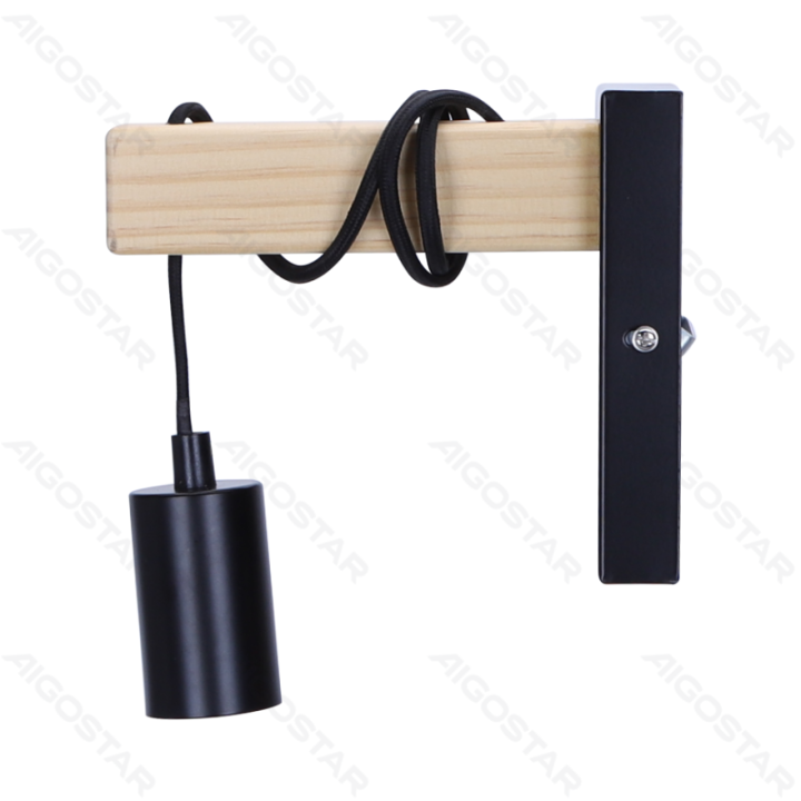 Sieninis šviestuvas su kabančiu lempos laikikliu (be šviesos šaltinio) E27