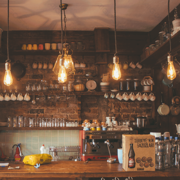 LED Siūlinė lemputė (ambra) ST64 E27 10W