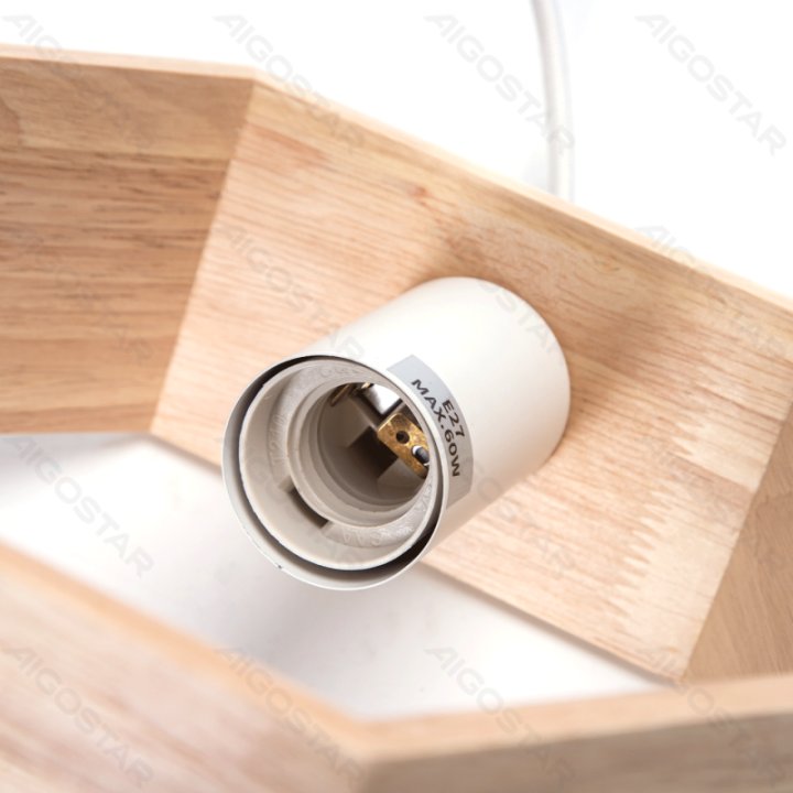 Medinis pakabinamas šviestuvas (be šviesos šaltinio) E27